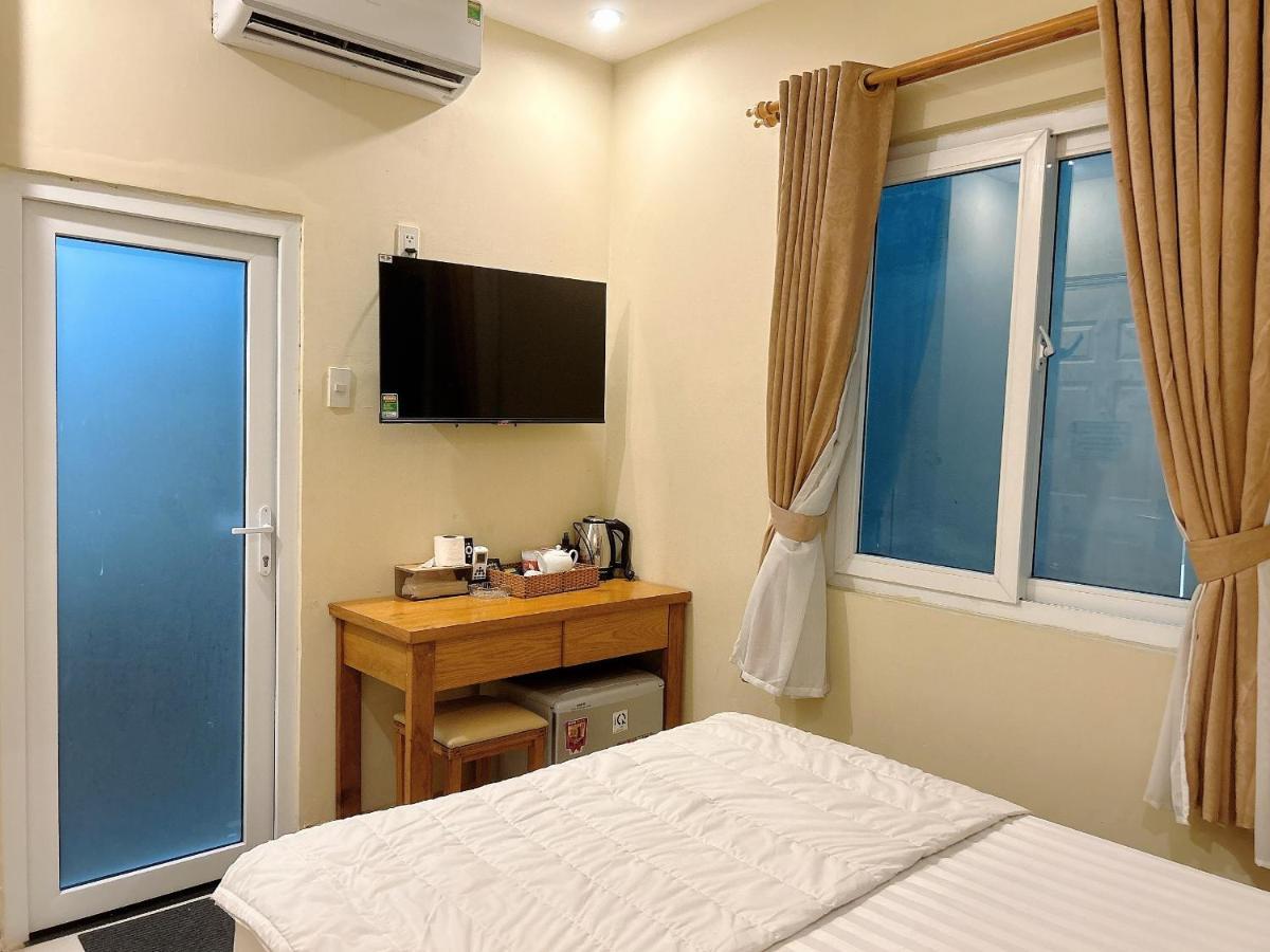 Royal Hotel Thành Pho Ho Chí Minh Esterno foto