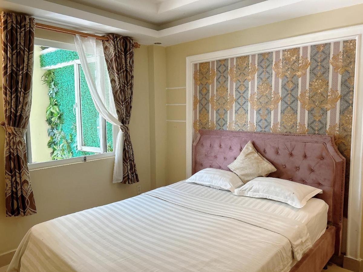 Royal Hotel Thành Pho Ho Chí Minh Esterno foto