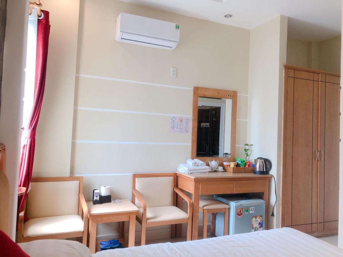 Royal Hotel Thành Pho Ho Chí Minh Esterno foto
