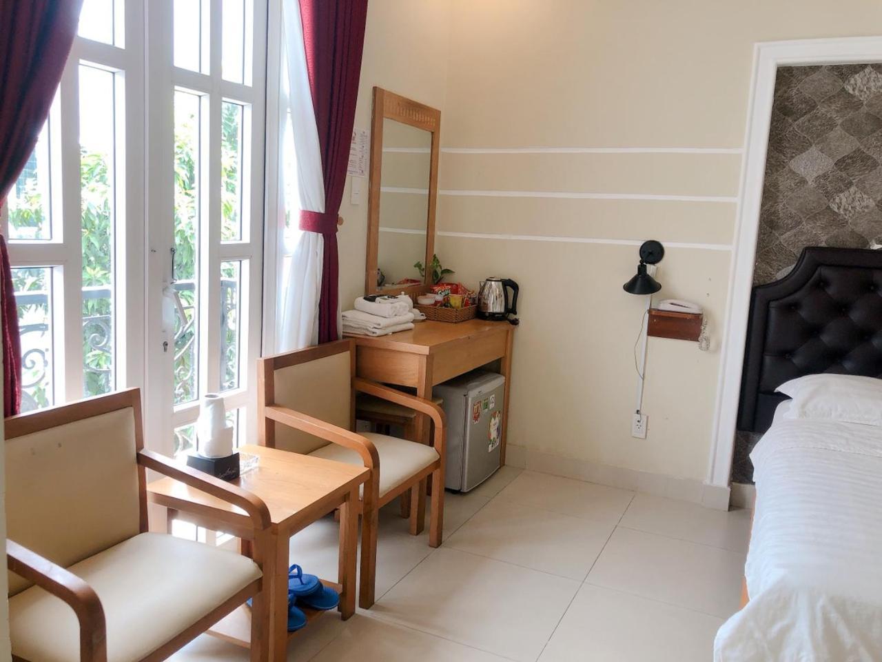 Royal Hotel Thành Pho Ho Chí Minh Esterno foto