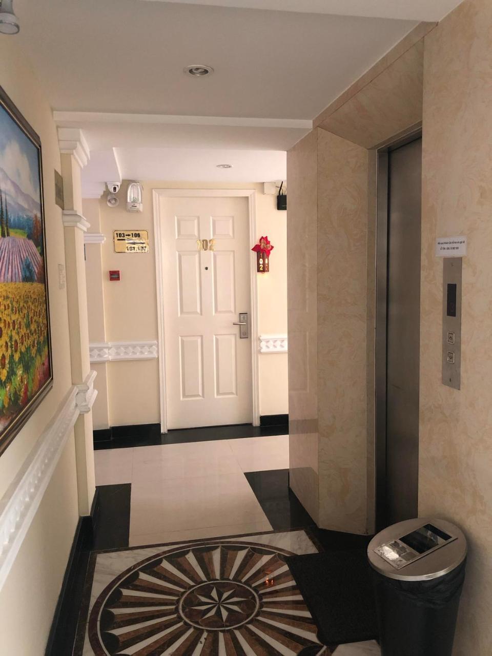 Royal Hotel Thành Pho Ho Chí Minh Esterno foto