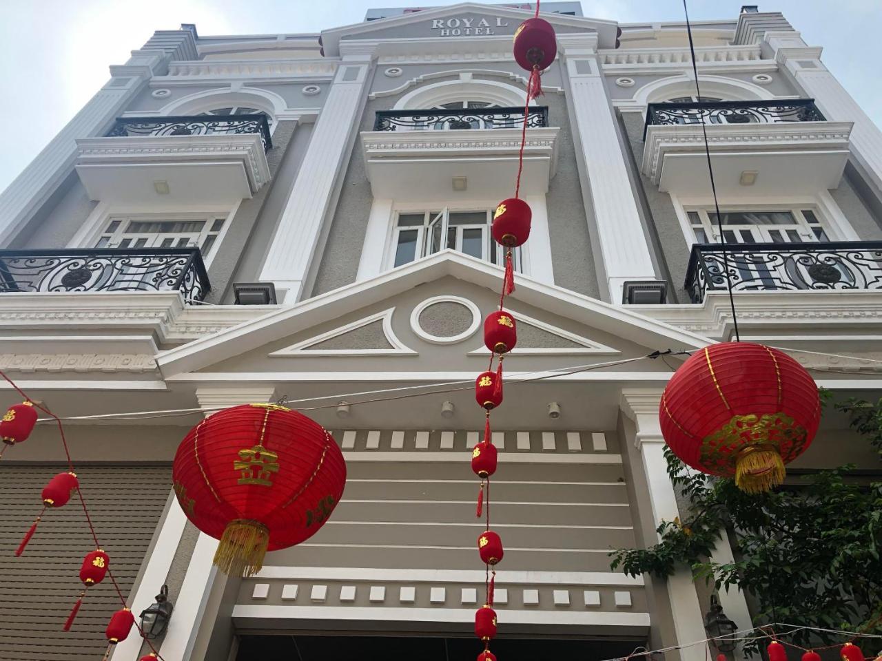 Royal Hotel Thành Pho Ho Chí Minh Esterno foto